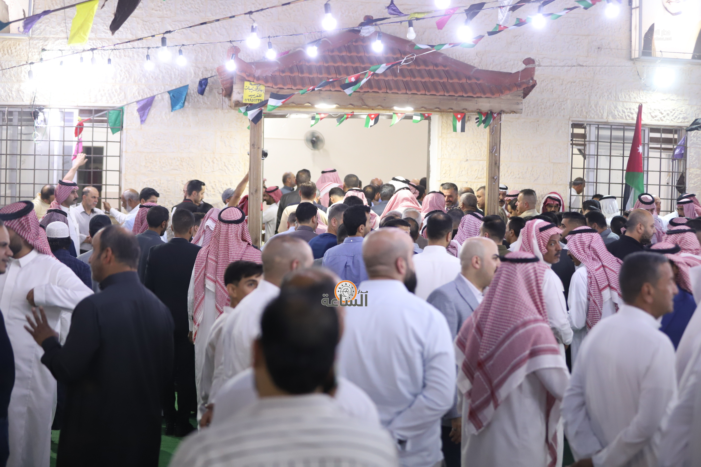 Madar Al-Saa Images 0.8066513887469323