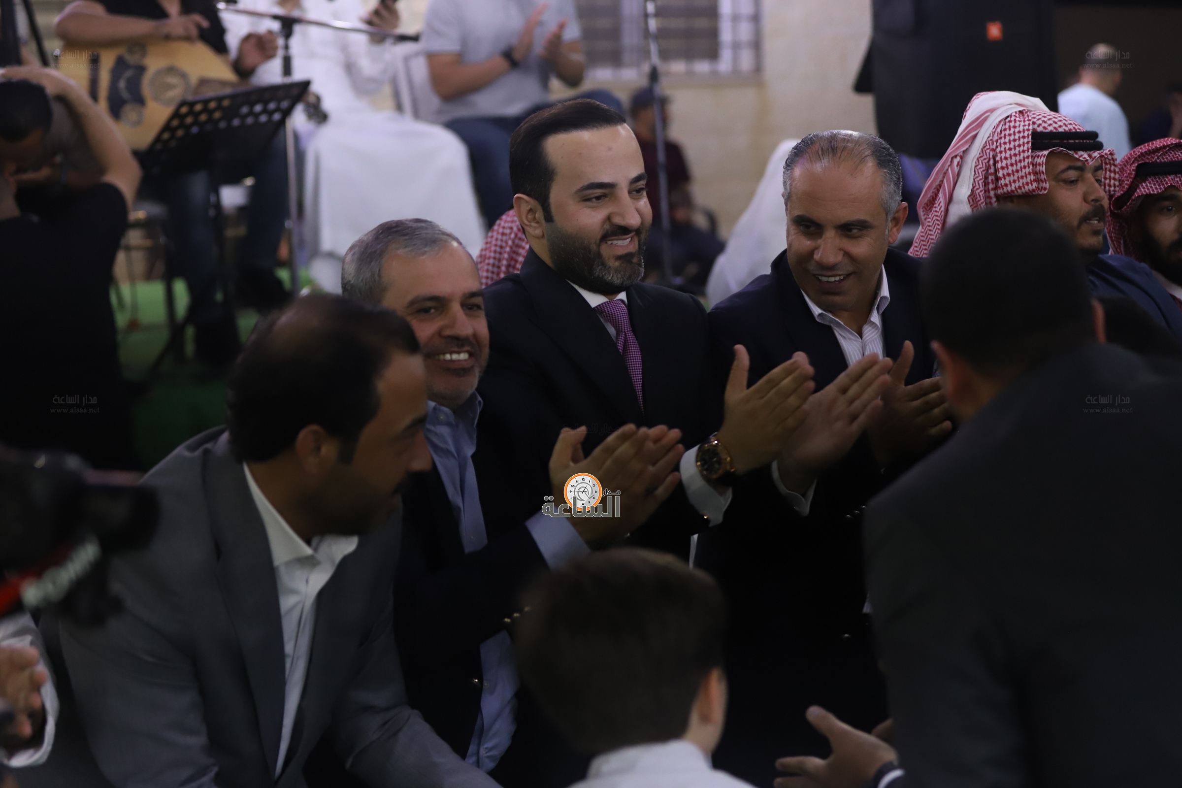 Madar Al-Saa Images 0.52558554038111