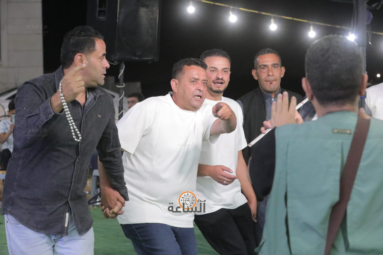 Madar Al-Saa Images 0.6402067307214989