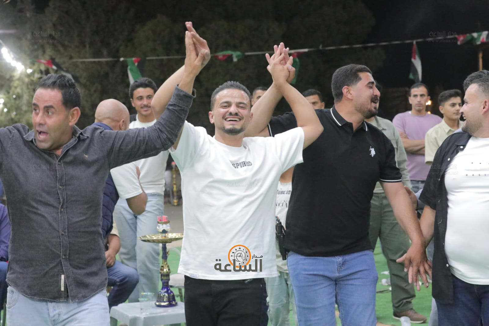 Madar Al-Saa Images 0.40185398907371295