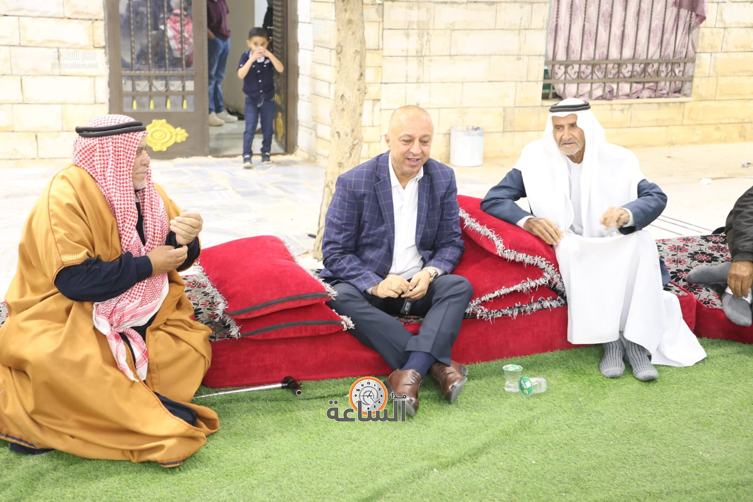 Madar Al-Saa Images 0.9859538352241866