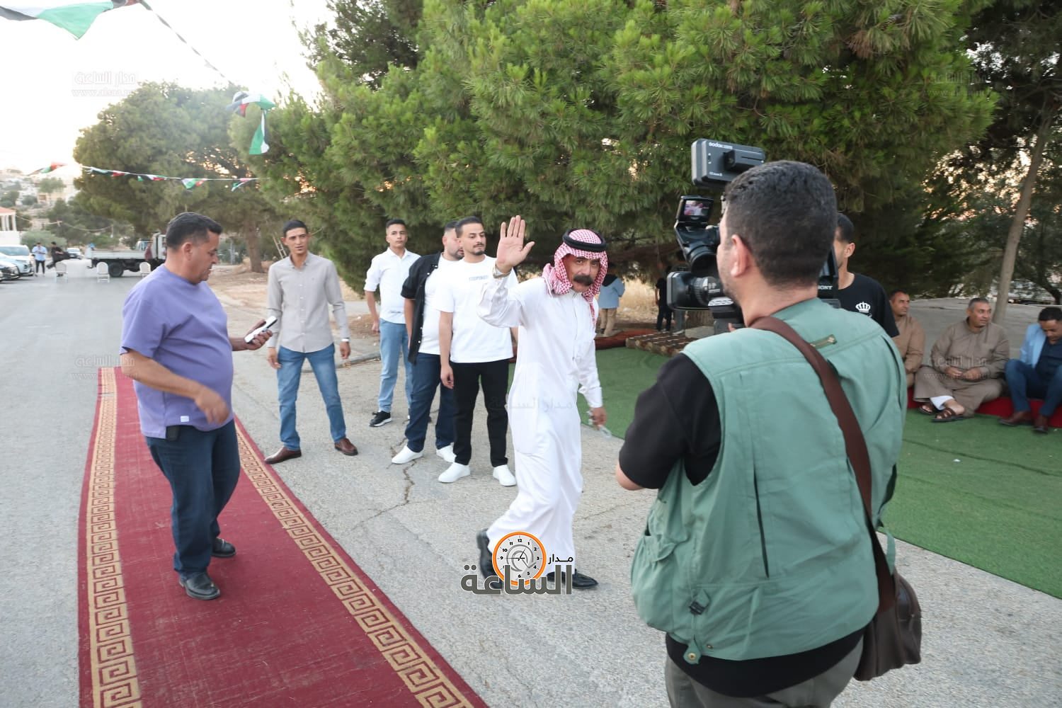 Madar Al-Saa Images 0.012105260883640279