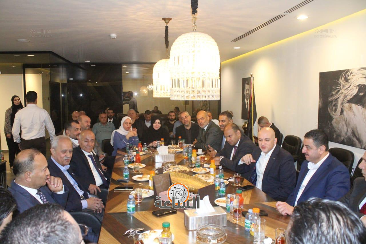 Madar Al-Saa Images 0.15240310154586745