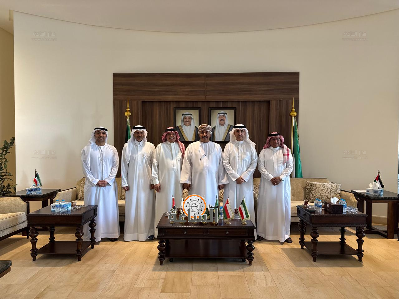 Madar Al-Saa Images 0.8955844810965782