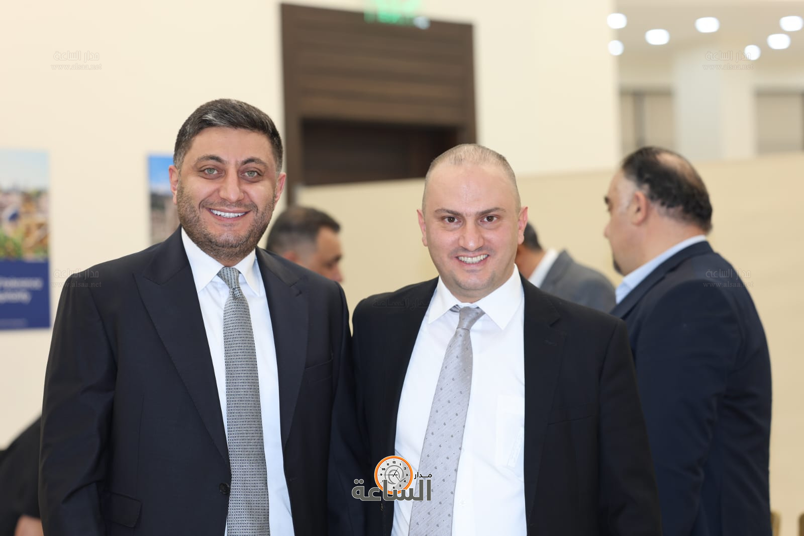 Madar Al-Saa Images 0.7084880165534674