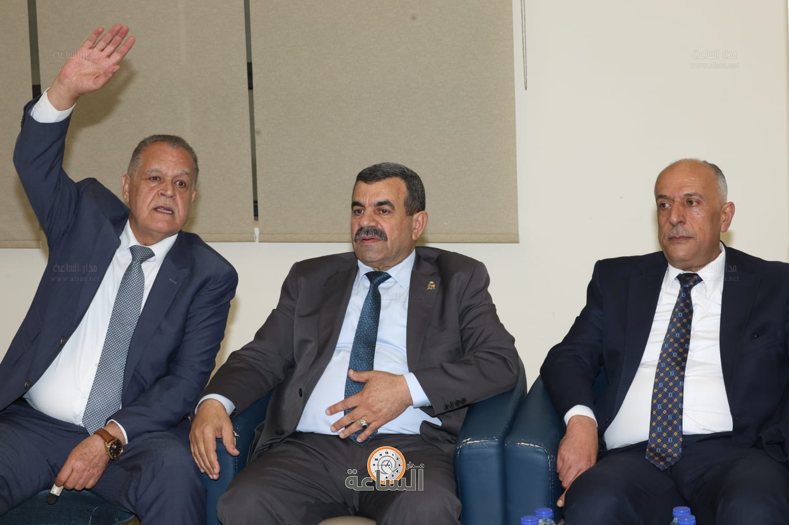 Madar Al-Saa Images 0.2552486317480711