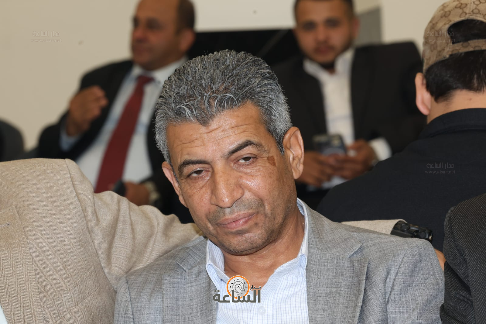 Madar Al-Saa Images 0.10924443174671339