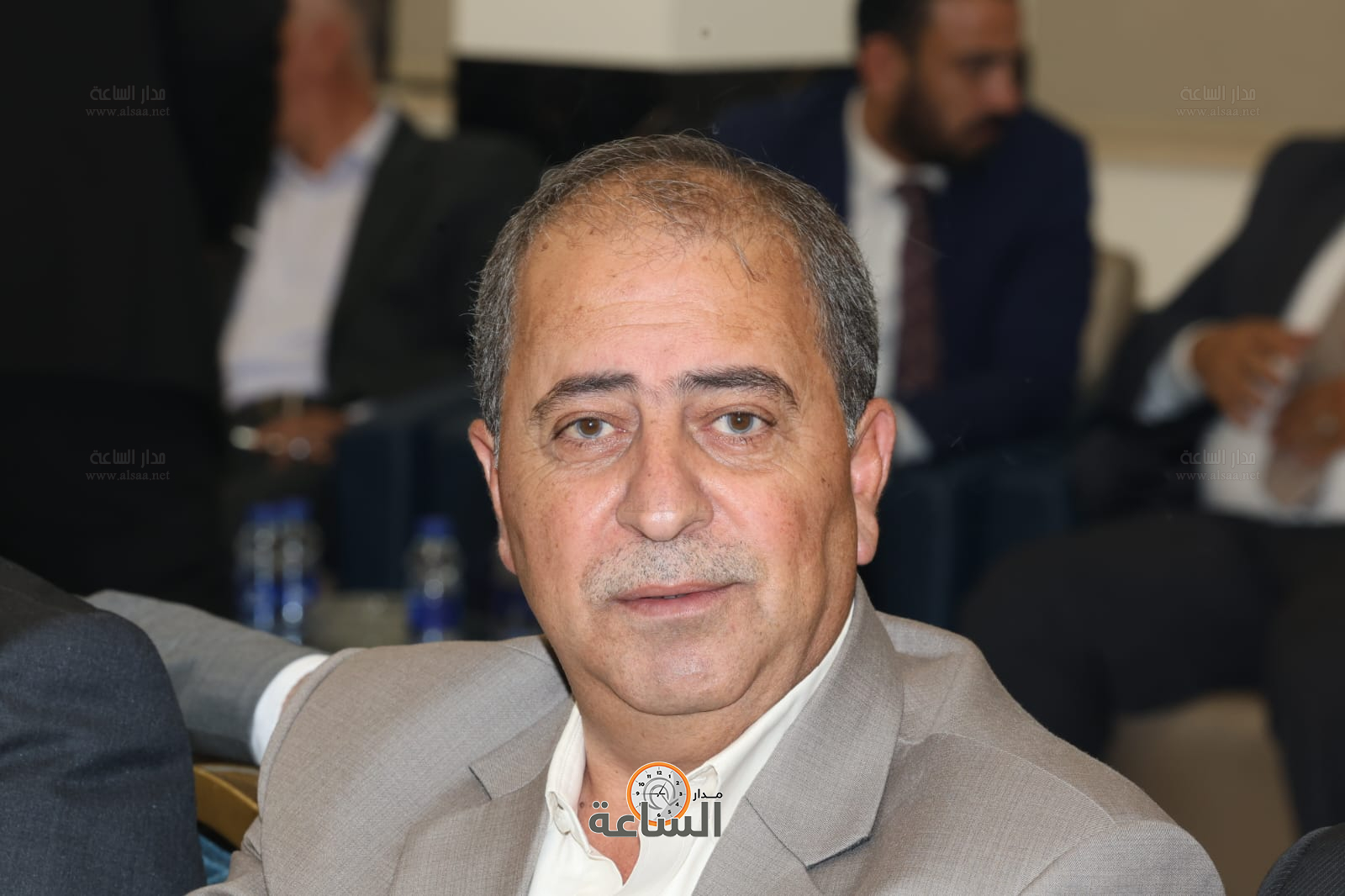 Madar Al-Saa Images 0.8001229881318559