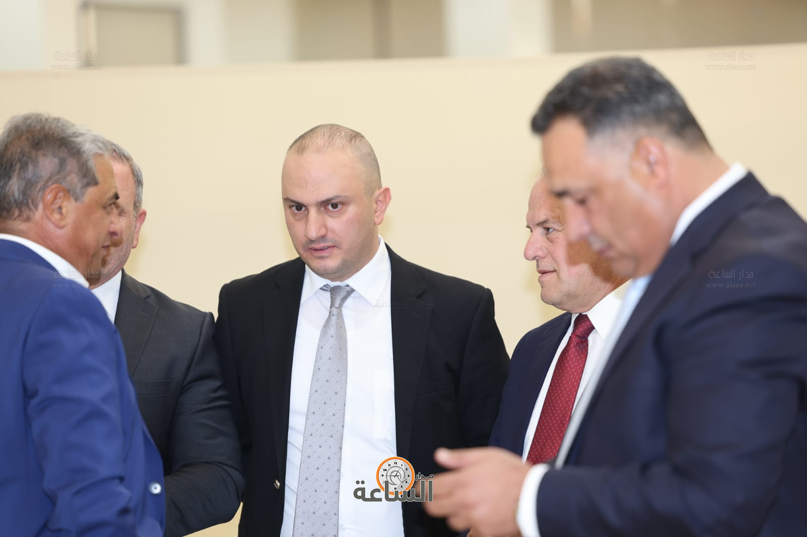 Madar Al-Saa Images 0.6209638779674708