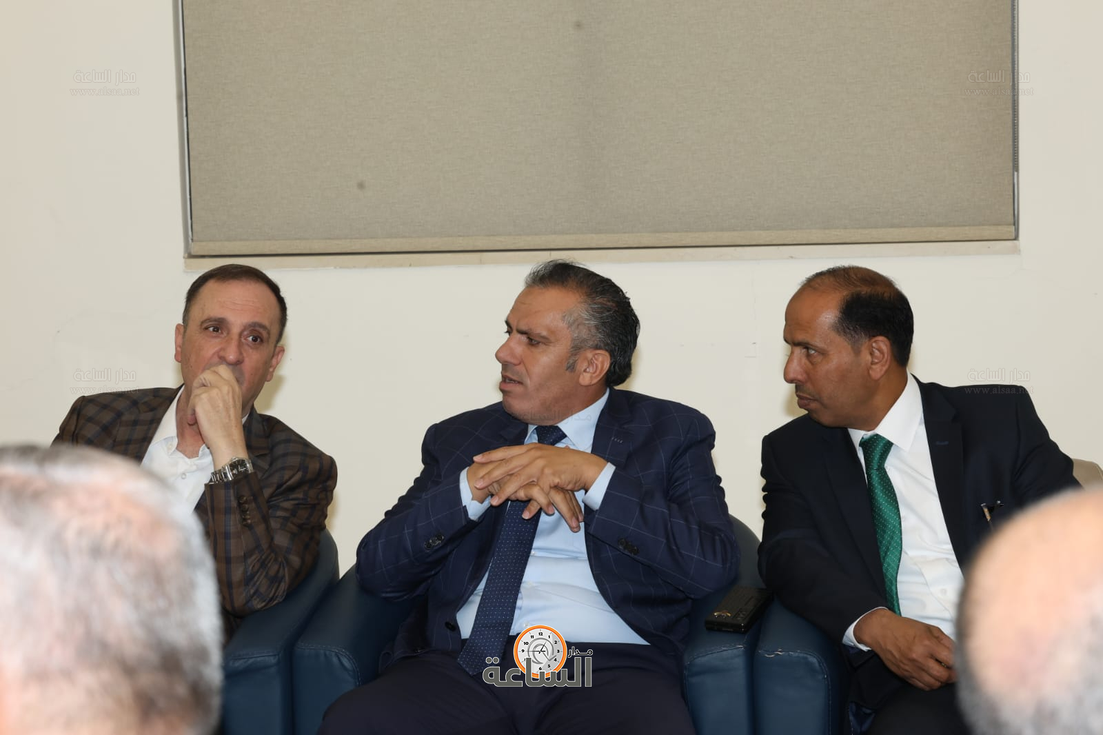 Madar Al-Saa Images 0.43289940048640174