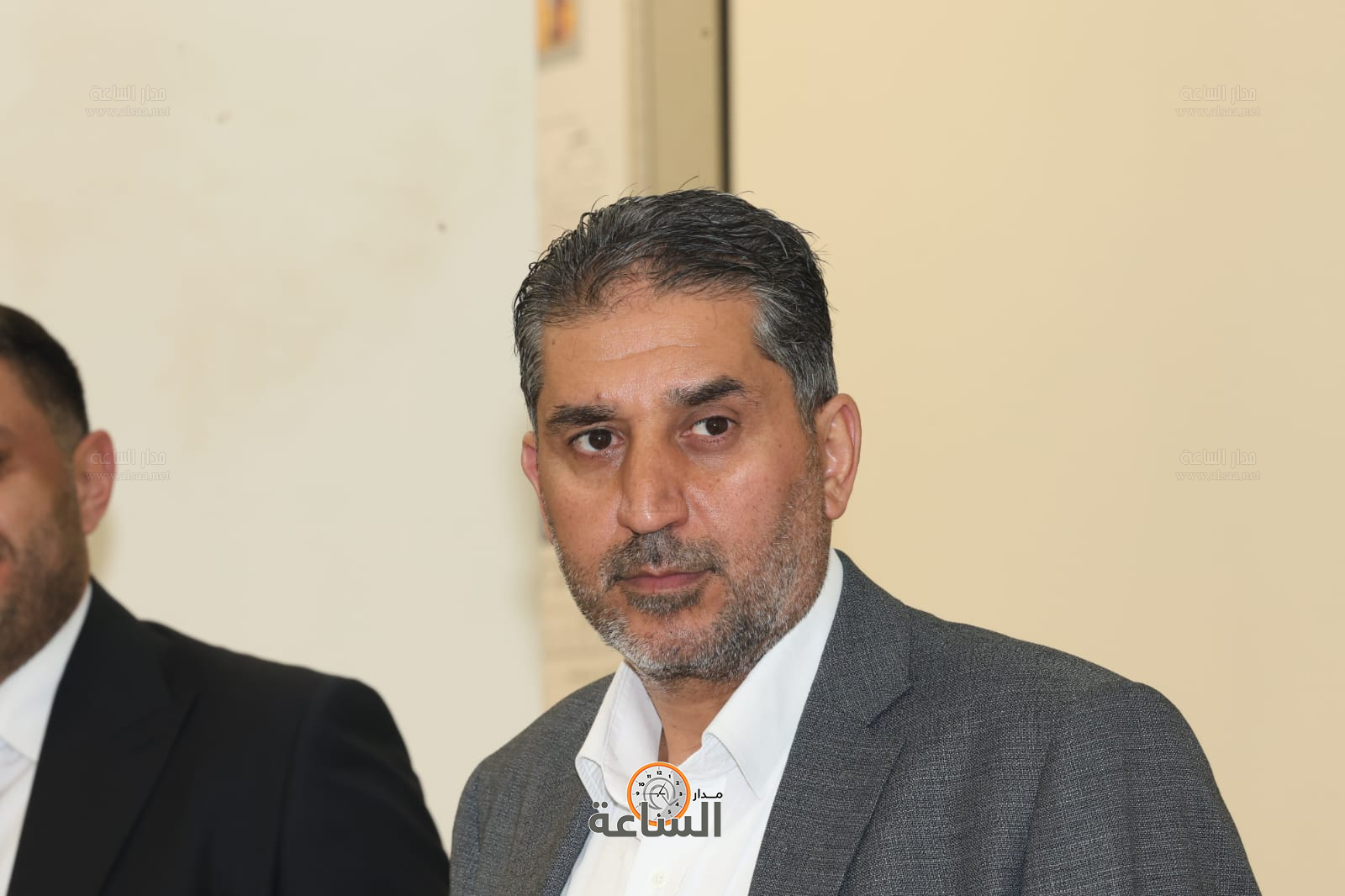 Madar Al-Saa Images 0.9744316109650564