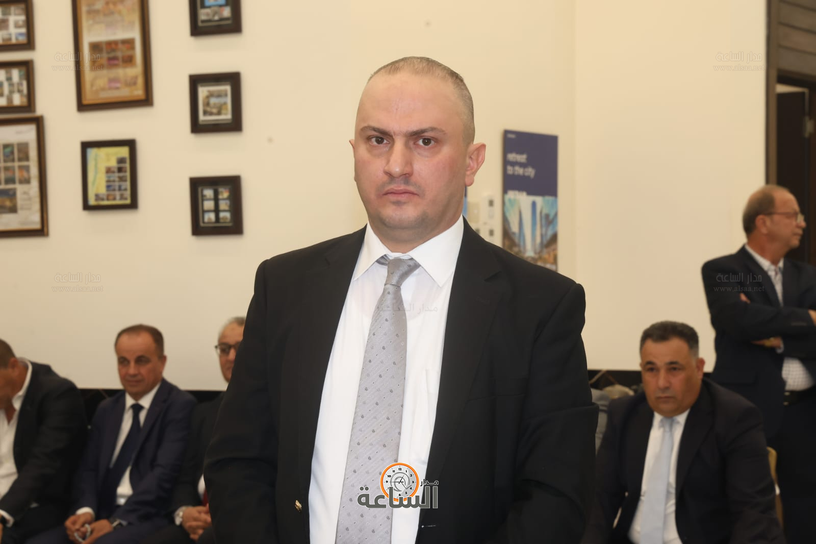 Madar Al-Saa Images 0.8580593212707325