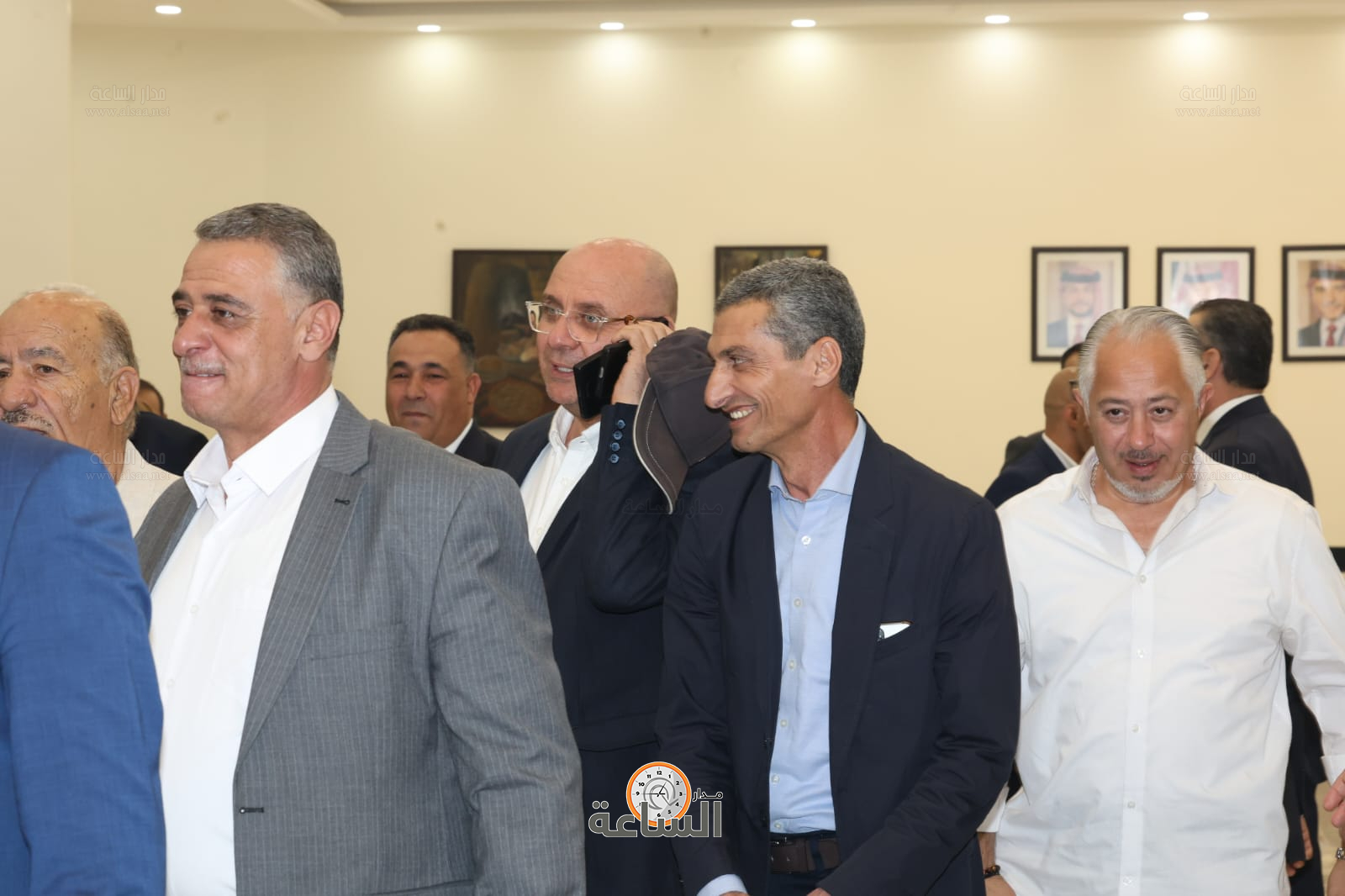 Madar Al-Saa Images 0.8873709996758891