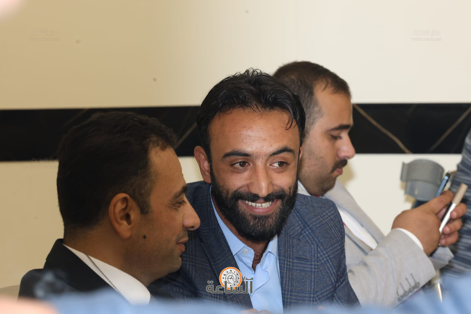 Madar Al-Saa Images 0.46467647025296477