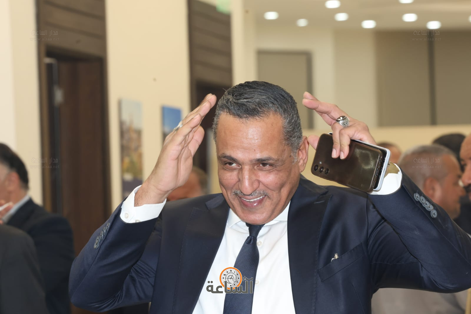 Madar Al-Saa Images 0.3952637010927067