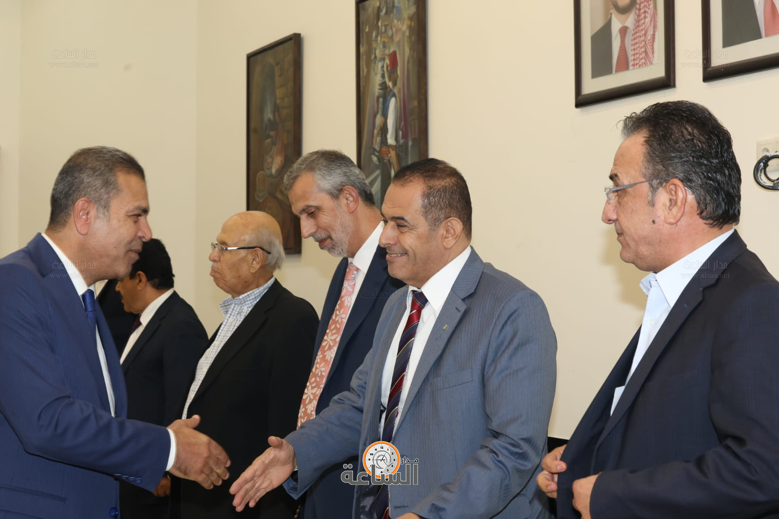 Madar Al-Saa Images 0.5974877414643299