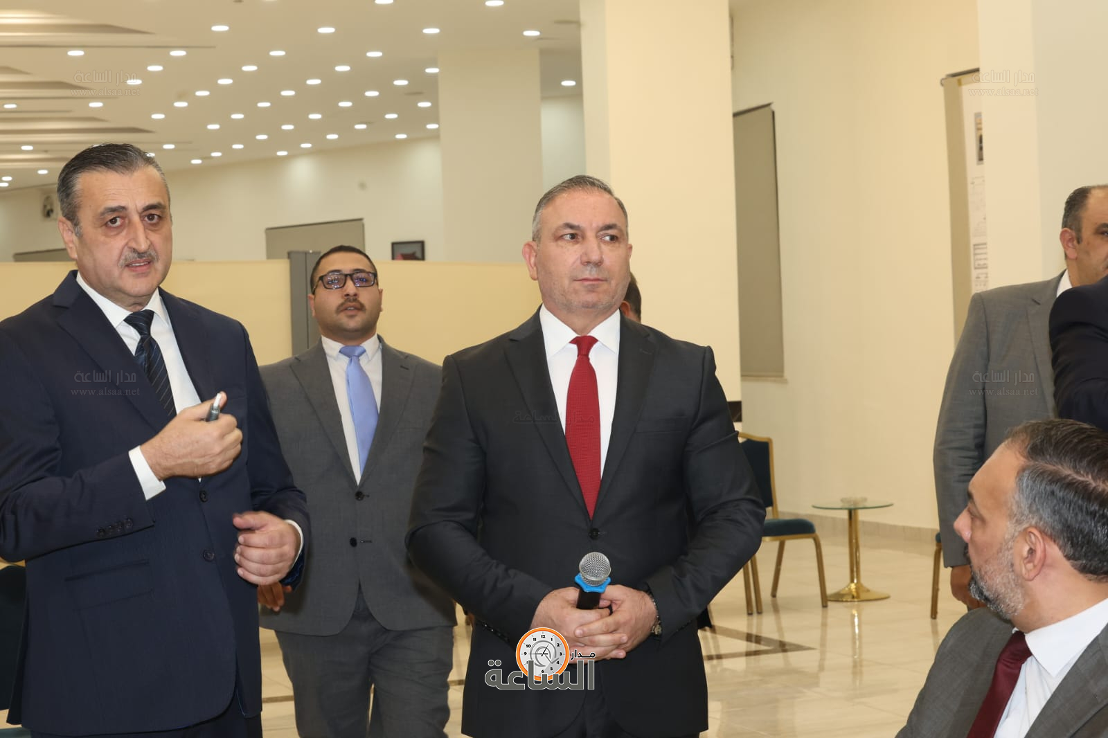 Madar Al-Saa Images 0.752388587166244