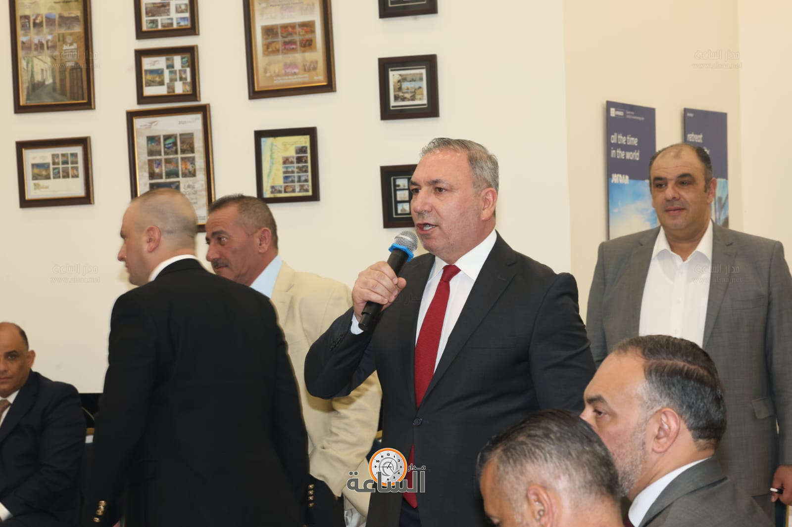 Madar Al-Saa Images 0.4010849809817524