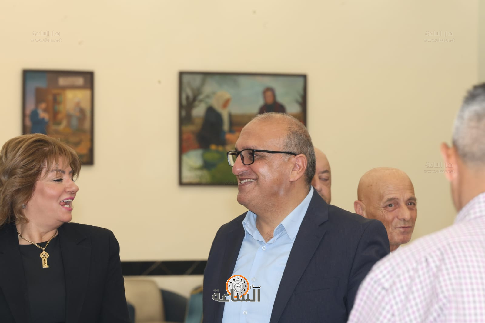 Madar Al-Saa Images 0.42573344957881365