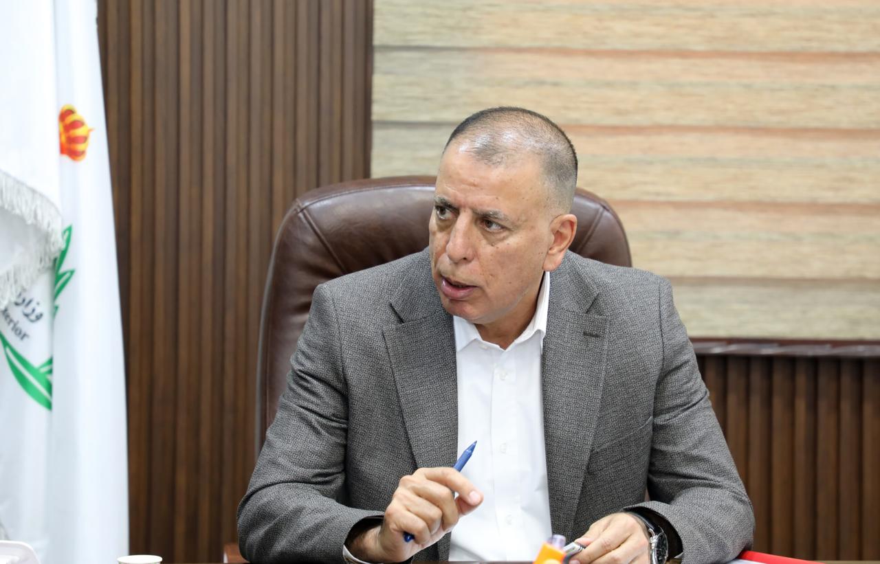 Madar Al-Saa Images 0.9982683191765965