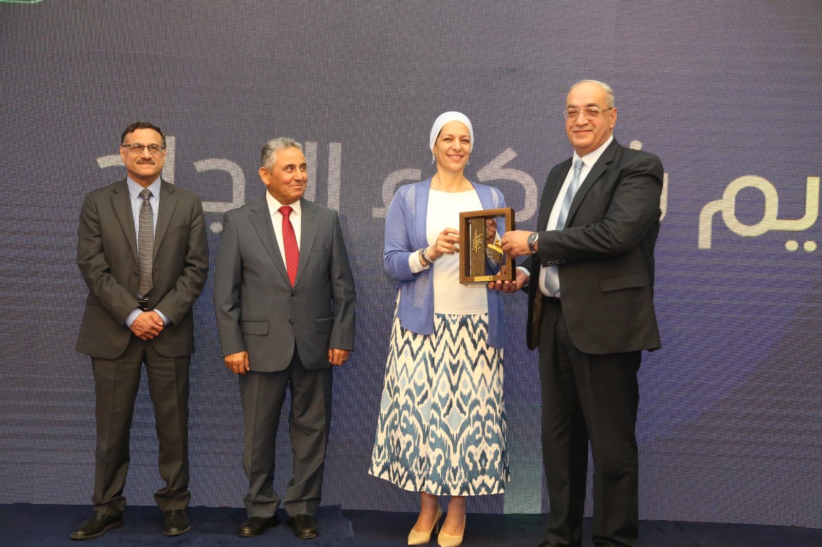 Madar Al-Saa Images 0.5165034927812843