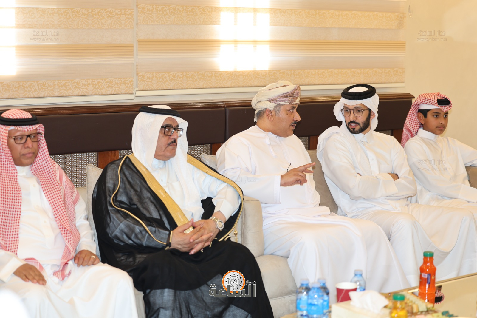 Madar Al-Saa Images 0.48654390555599425