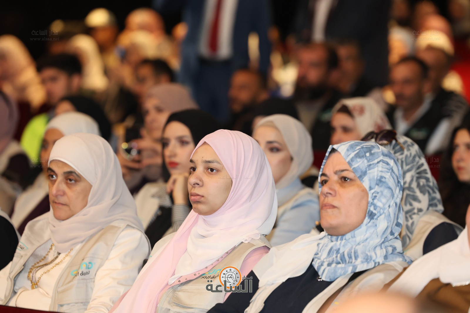 Madar Al-Saa Images 0.013525643305450141