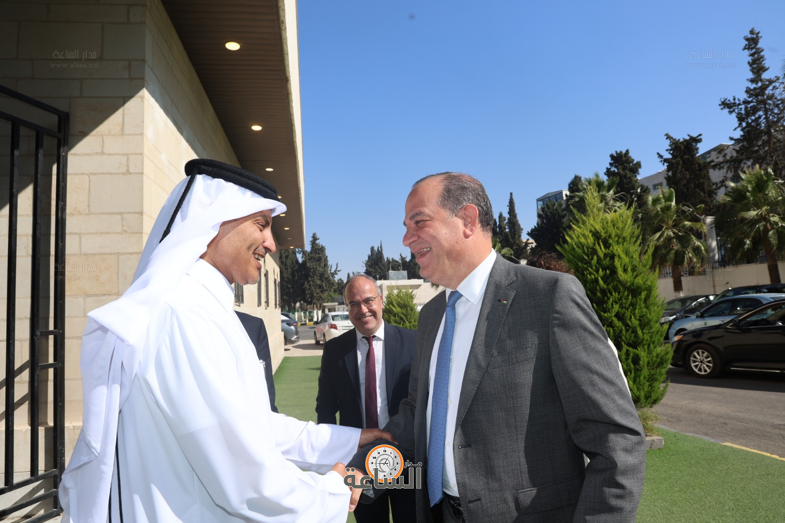 Madar Al-Saa Images 0.8030249321271434