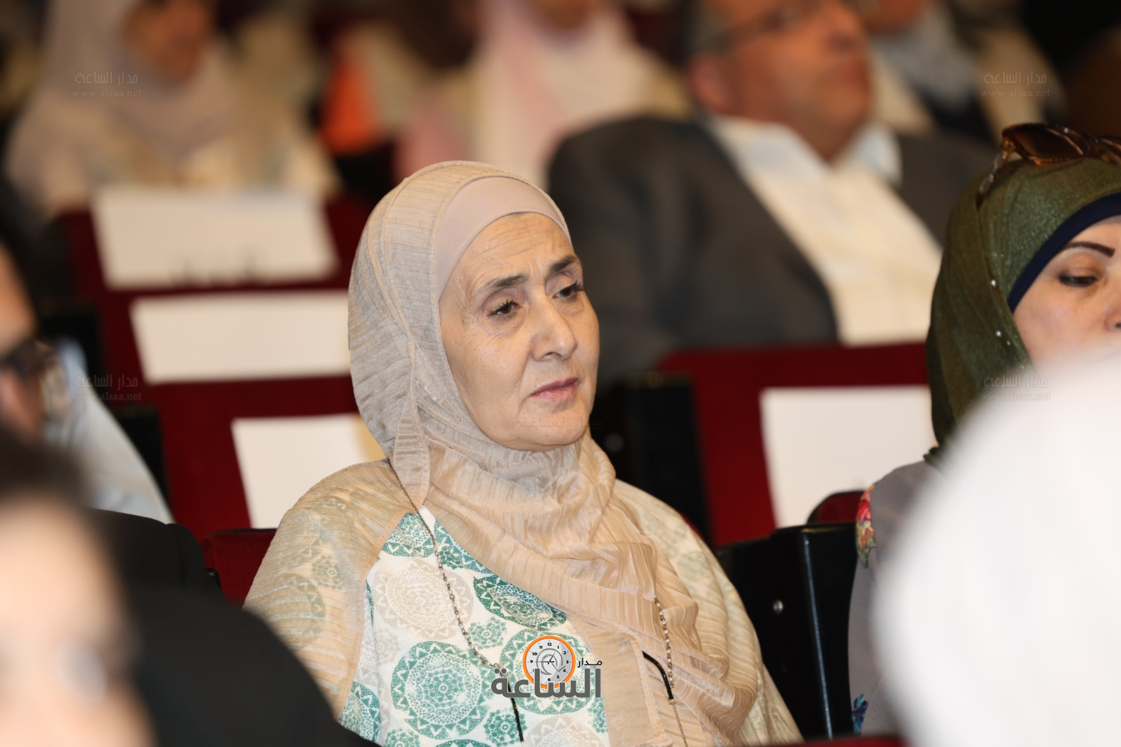 Madar Al-Saa Images 0.5788433454003702