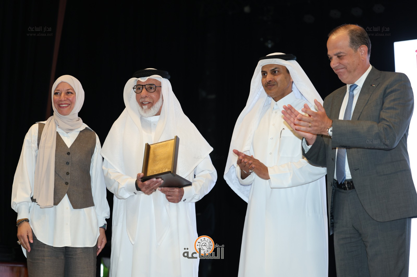 Madar Al-Saa Images 0.4721198272010587