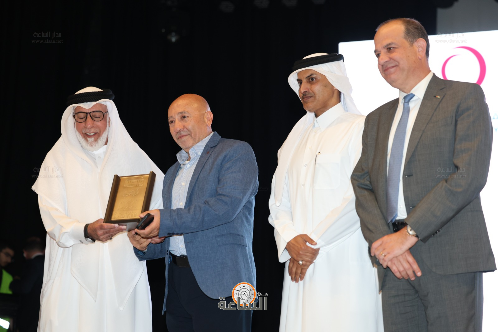 Madar Al-Saa Images 0.5344088780520316