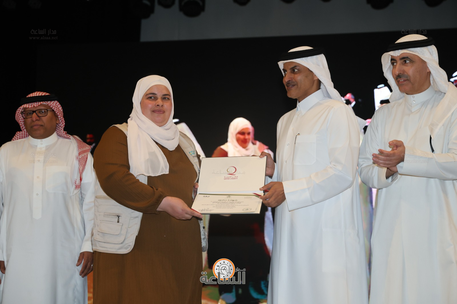 Madar Al-Saa Images 0.18076104286886996