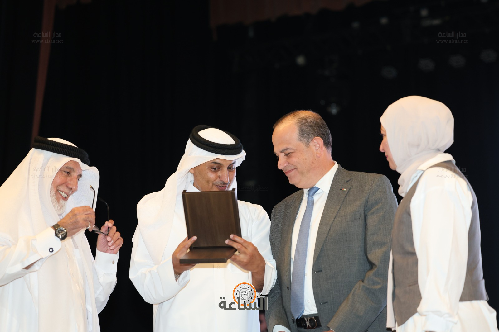 Madar Al-Saa Images 0.9455143622604635