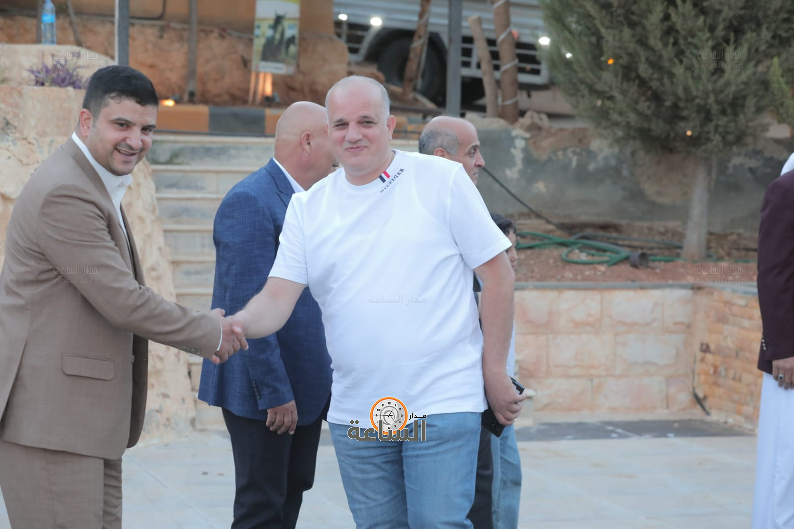 Madar Al-Saa Images 0.4047012791110203