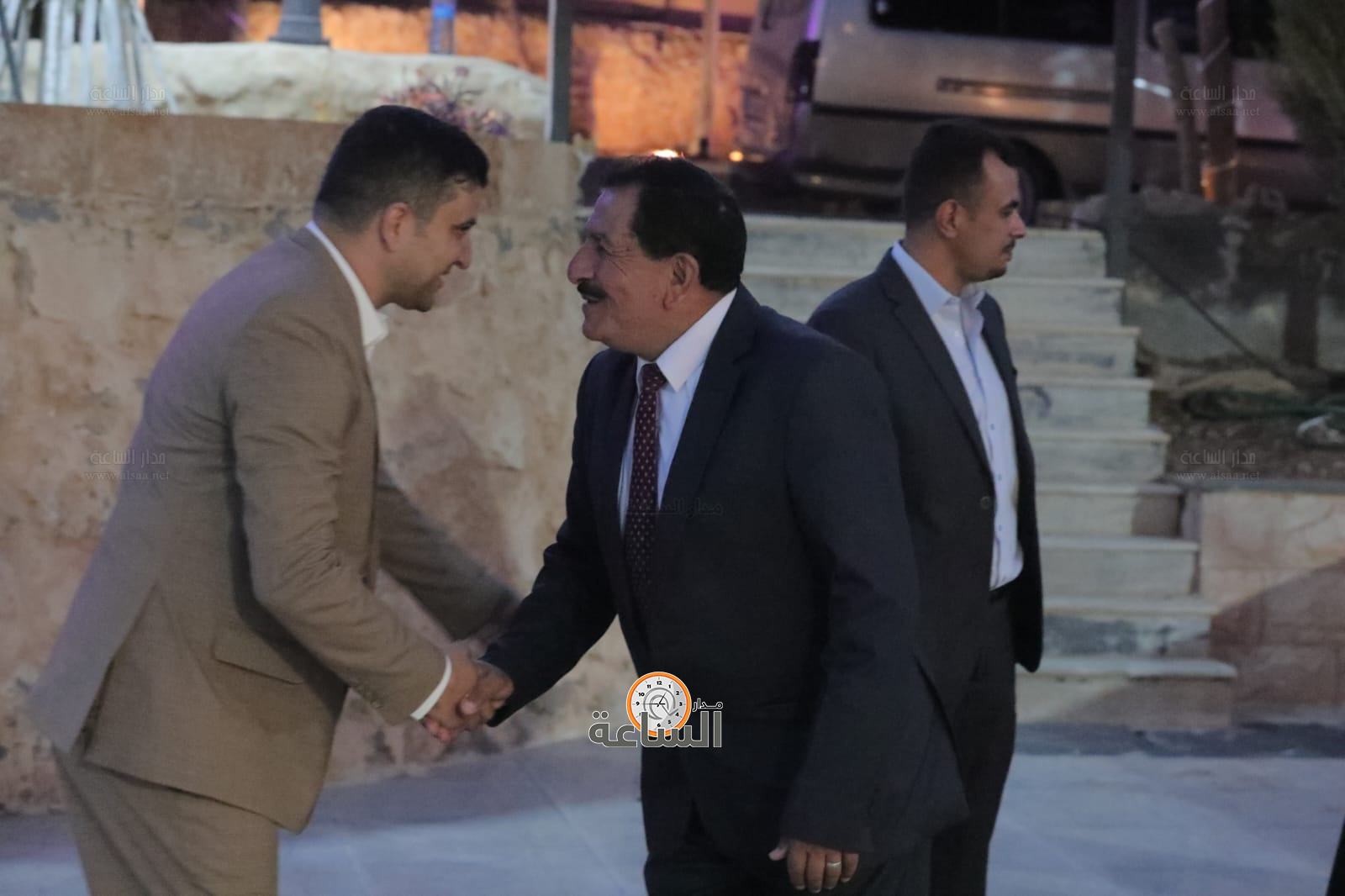 Madar Al-Saa Images 0.4451558662534687