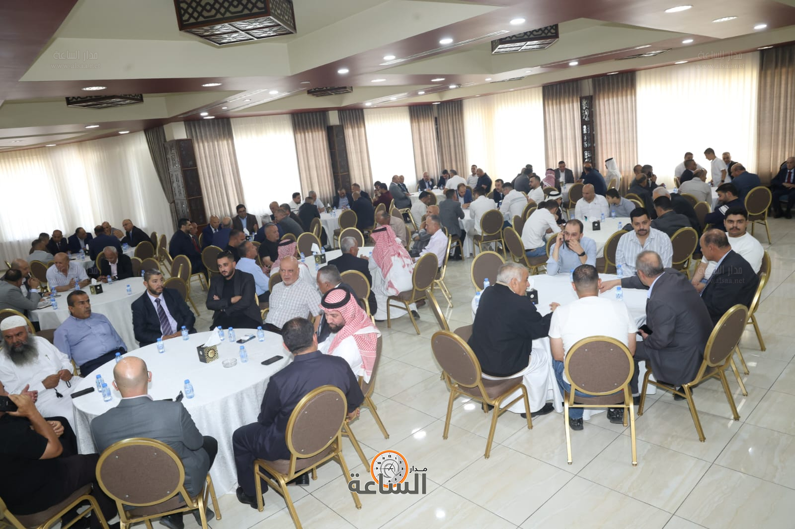 Madar Al-Saa Images 0.23516869872869572