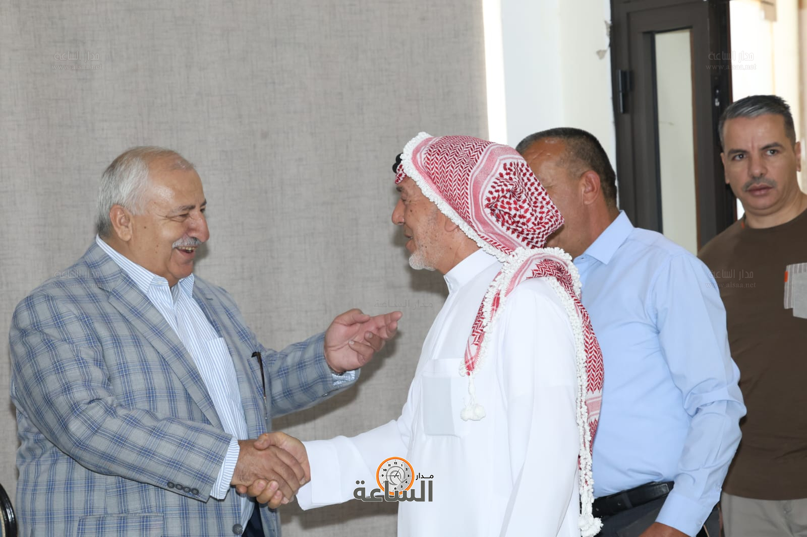 Madar Al-Saa Images 0.32410432176269377