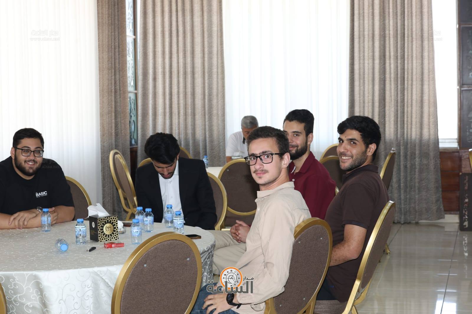 Madar Al-Saa Images 0.7428805355309329