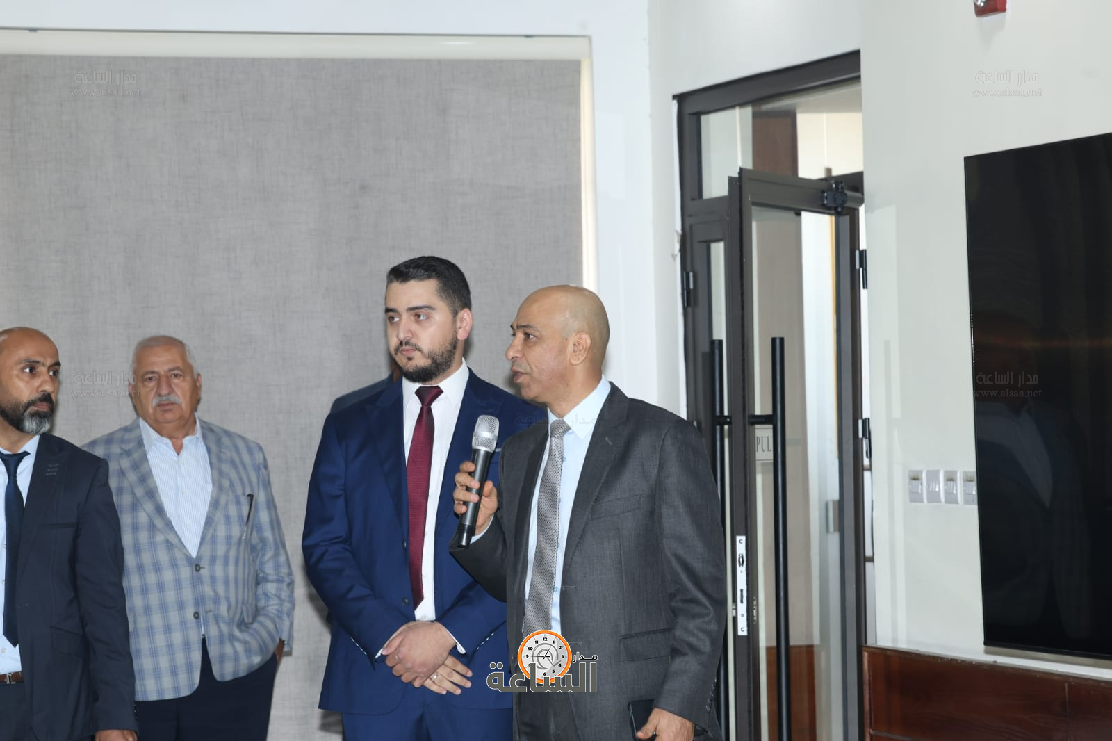 Madar Al-Saa Images 0.41813684082464875