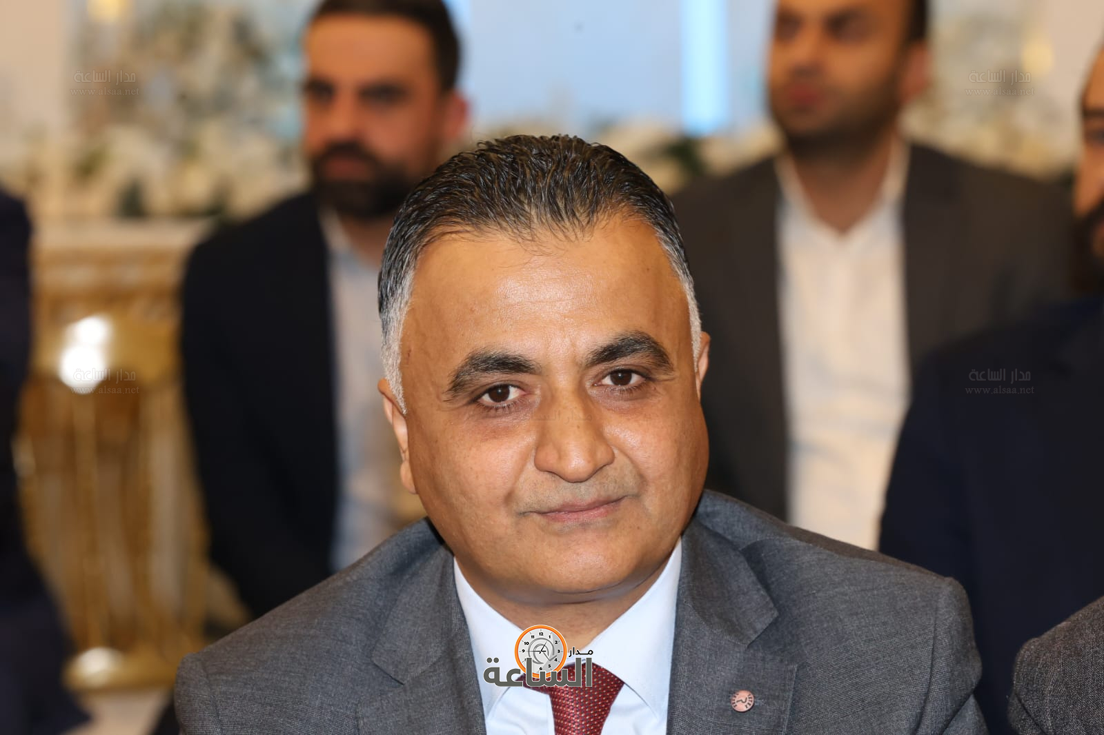 Madar Al-Saa Images 0.4996610814059931