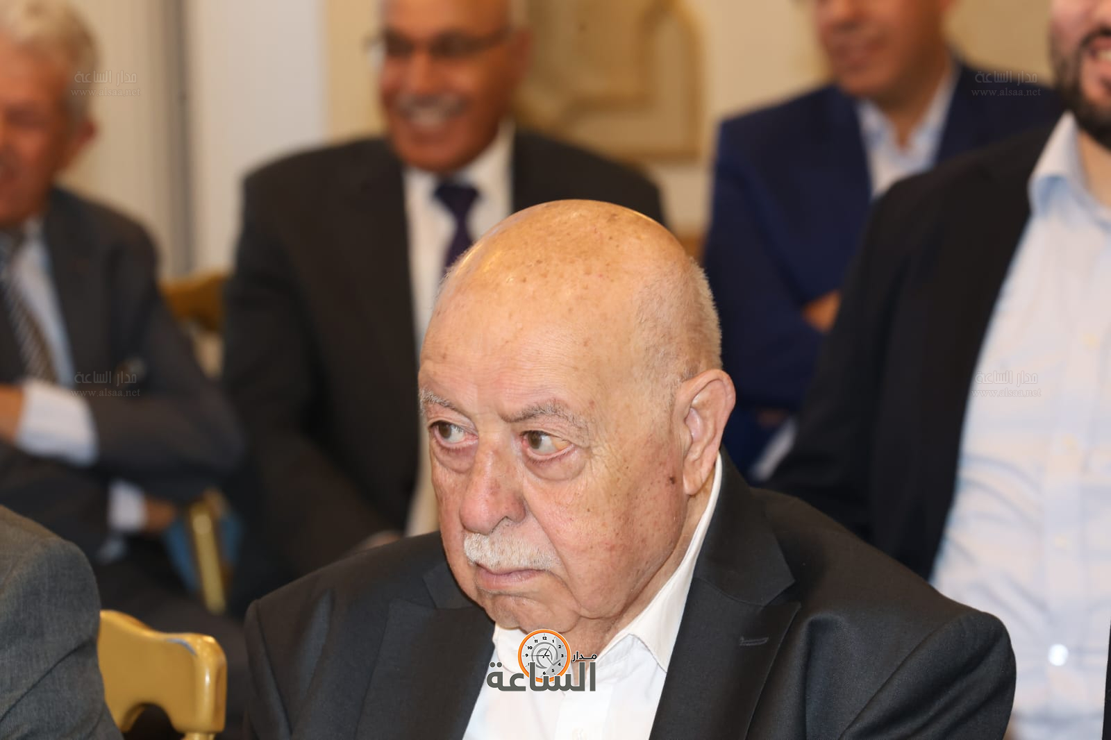 Madar Al-Saa Images 0.5250479016606837