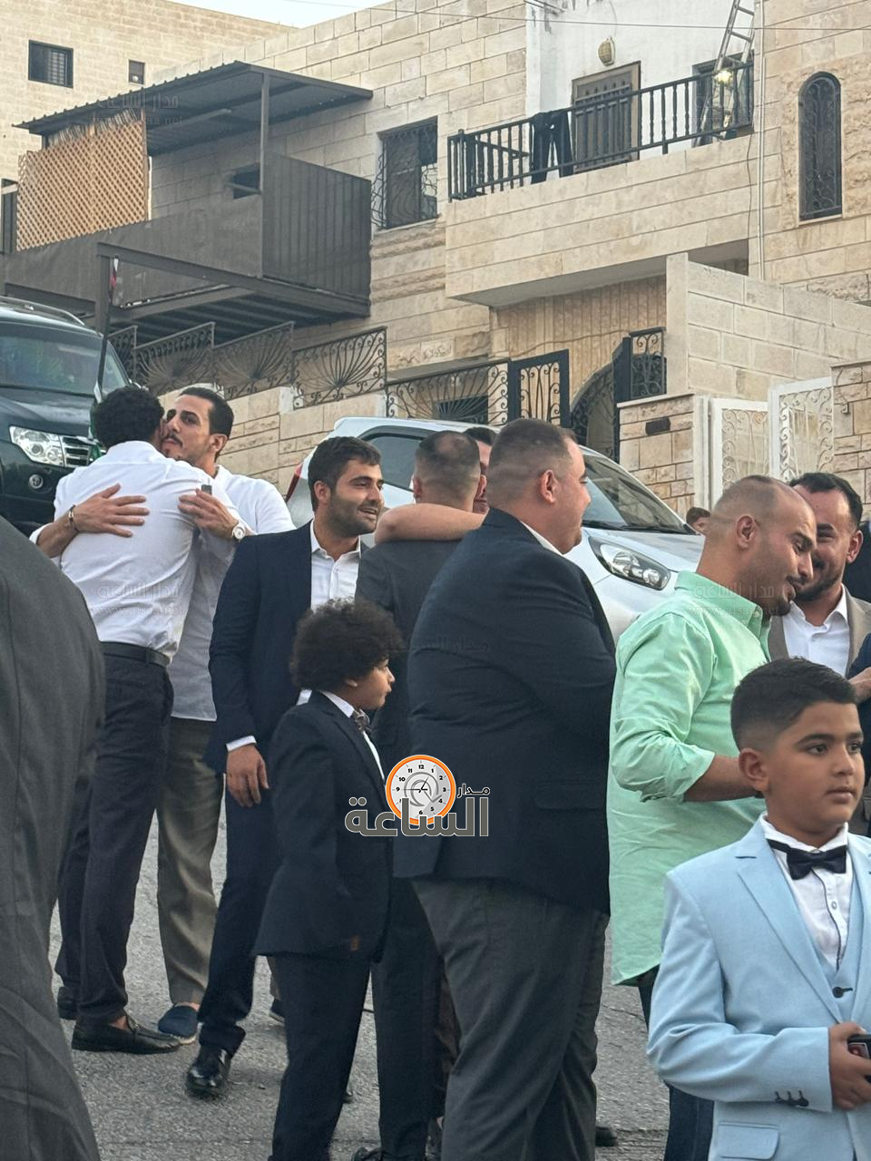 Madar Al-Saa Images 0.42584615996702146