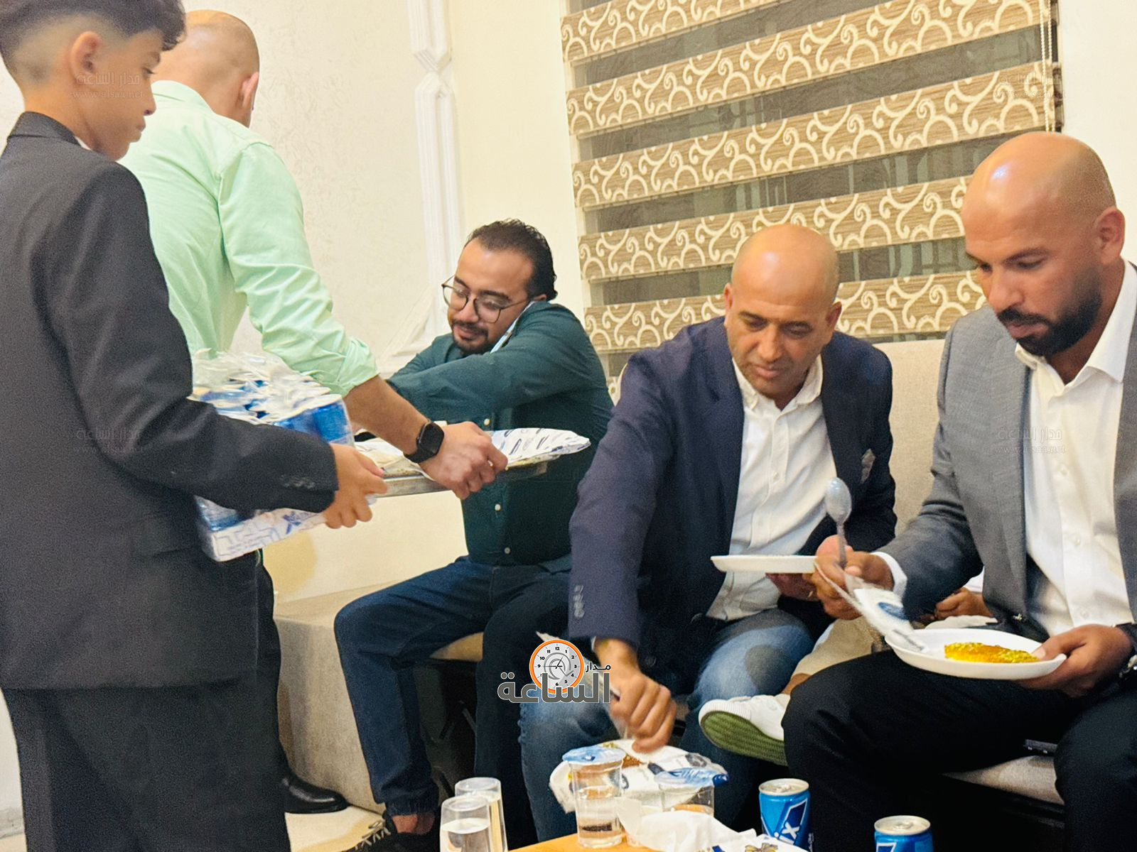 Madar Al-Saa Images 0.9221258925789585