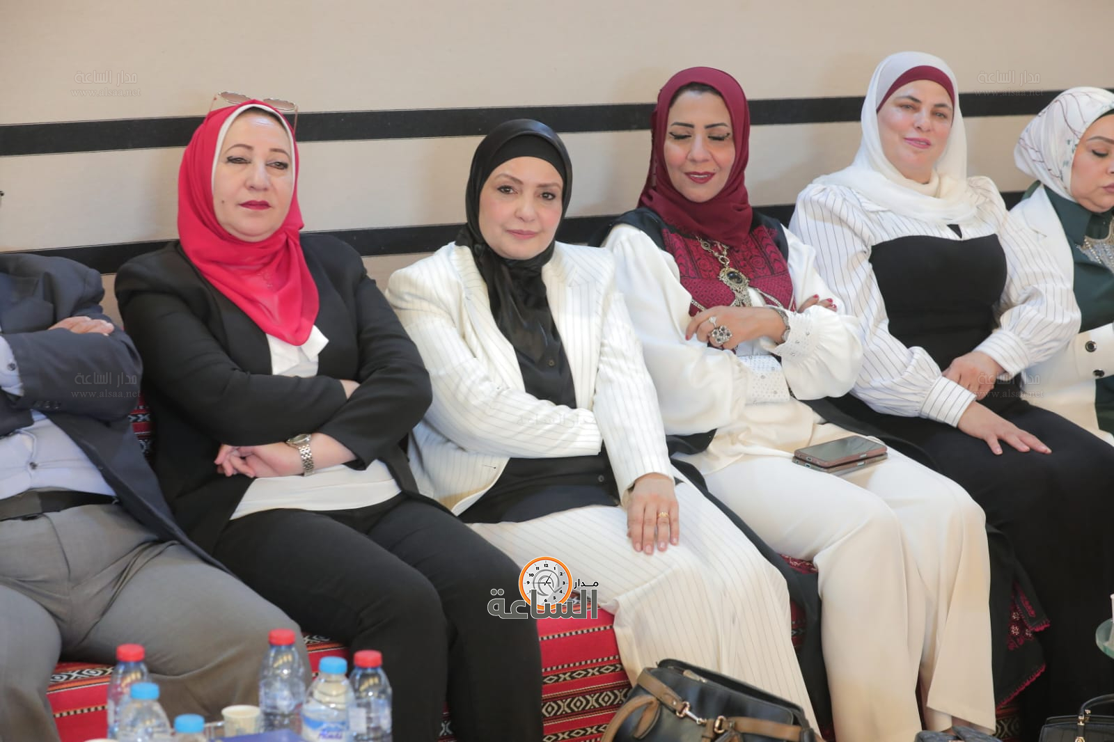 Madar Al-Saa Images 0.13670558873568017