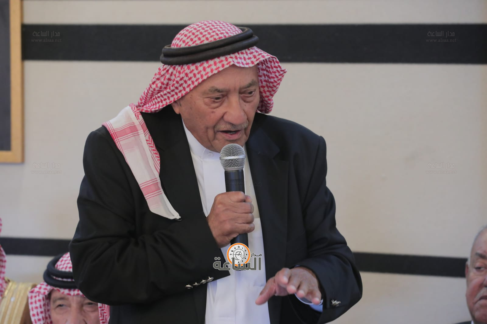 Madar Al-Saa Images 0.06148562782289935