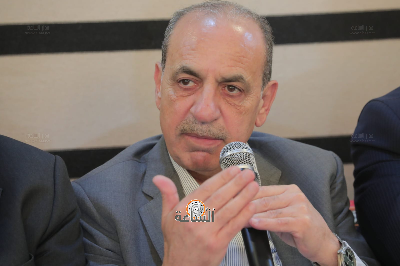 Madar Al-Saa Images 0.5701613788499152