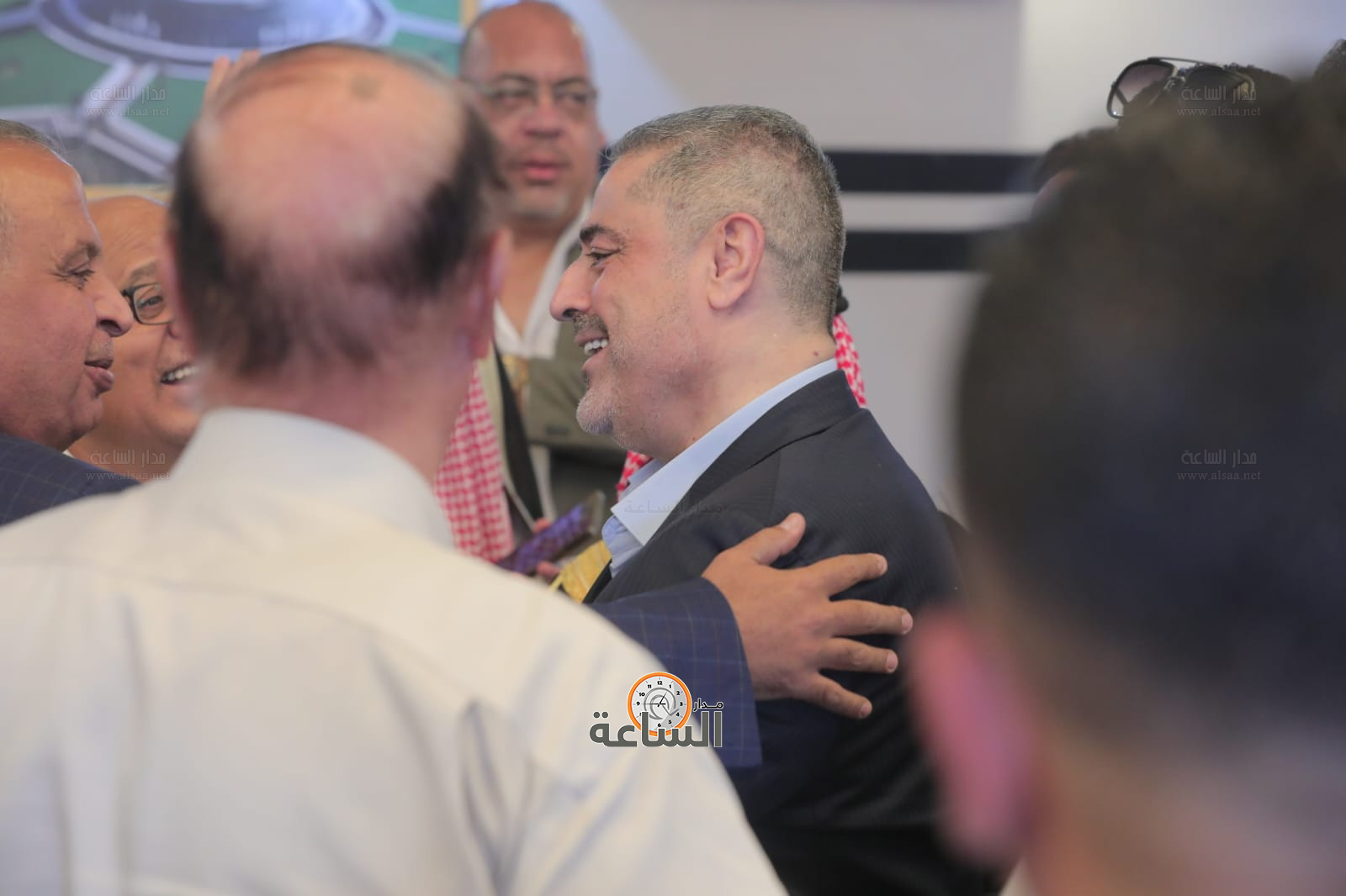 Madar Al-Saa Images 0.692799147393395