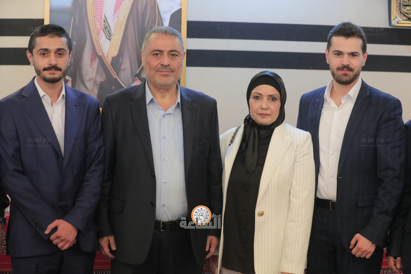 Madar Al-Saa Images 0.9831402320353838