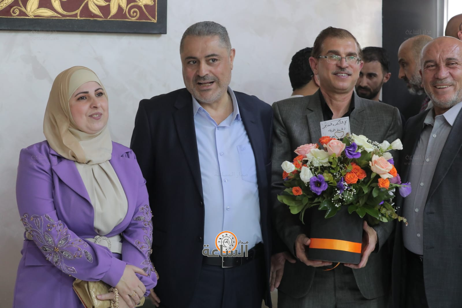 Madar Al-Saa Images 0.35788244689965154