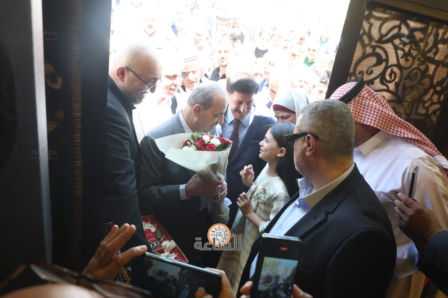 Madar Al-Saa Images 0.7798030202225125